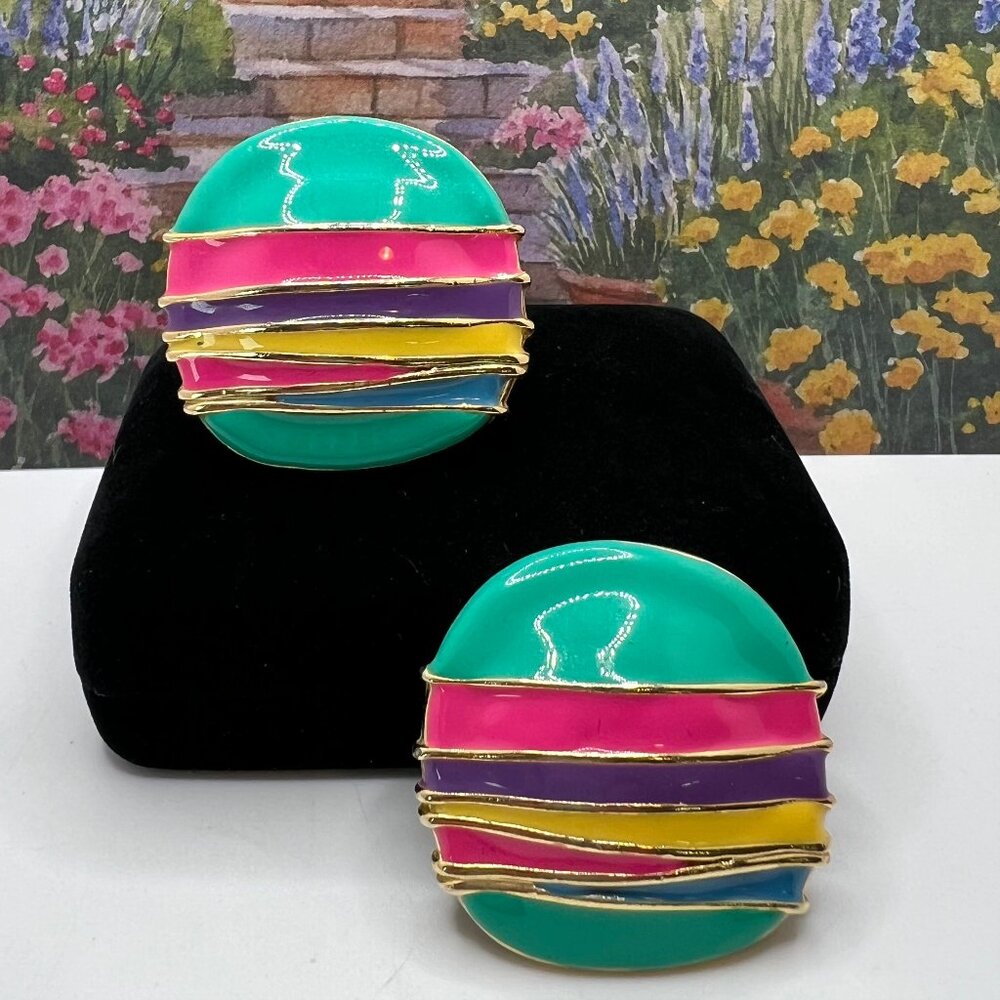 Unsigned 1970's Bright Pastel Oversize CLIP Earrings